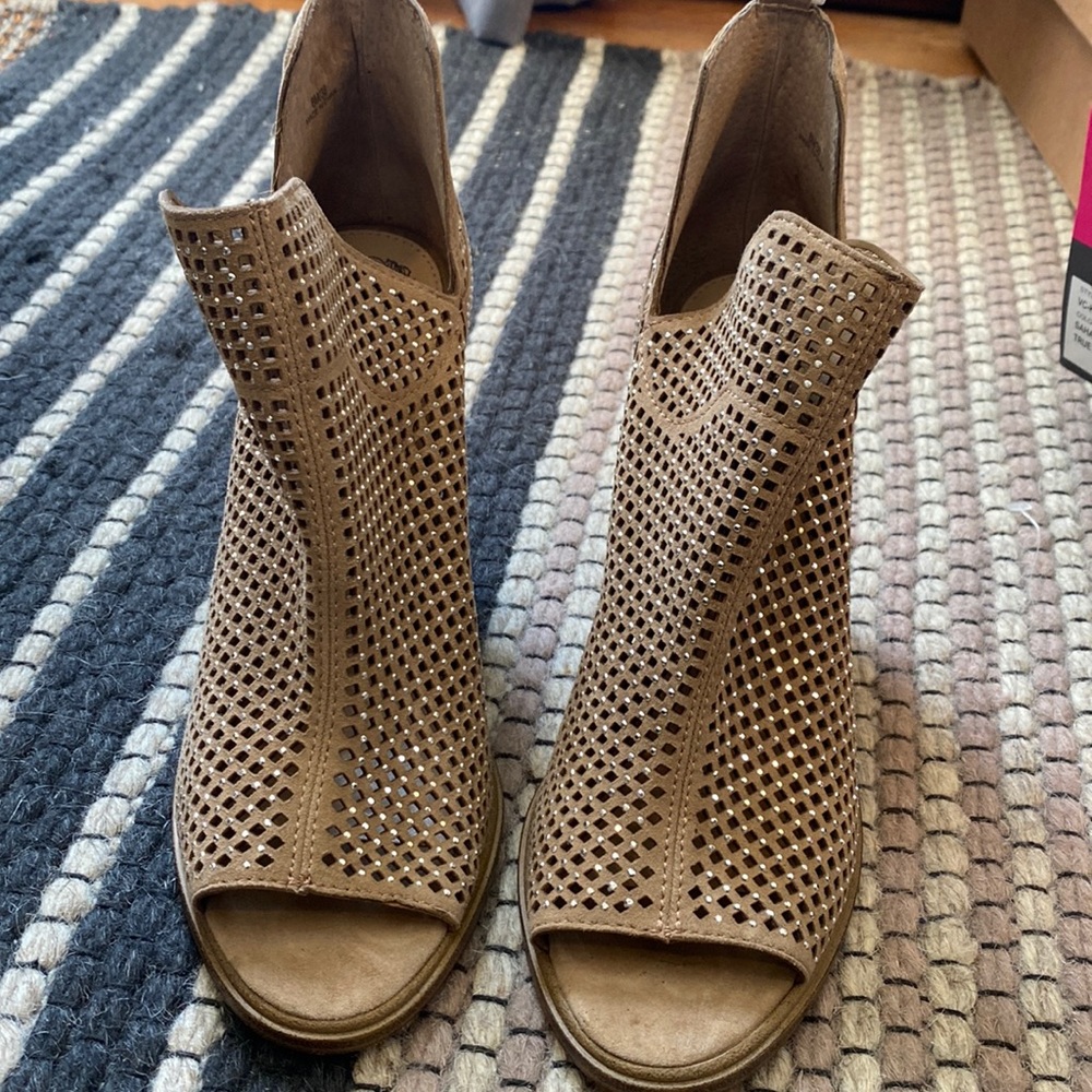 Sahara Dune True Suede